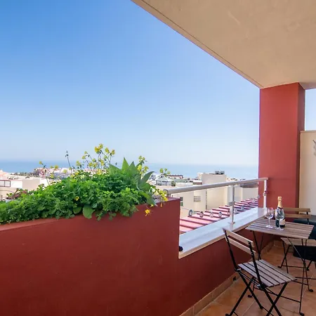 Cozy With Sea Views In * Benalmádena