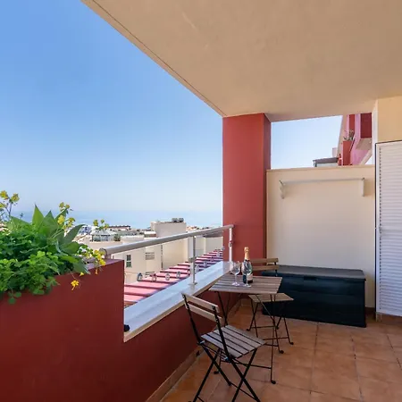 Cozy With Sea Views In Apartament Benalmádena
