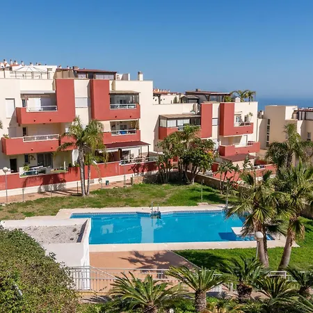 Cozy With Sea Views In